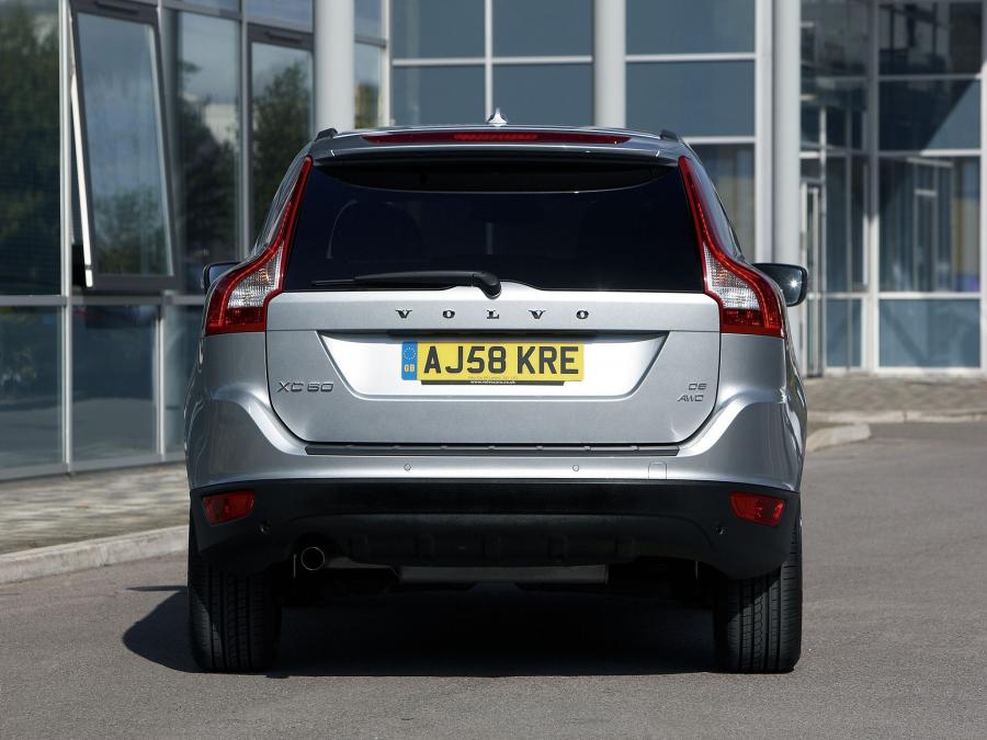  Volvo XC60 D5 2008 года  (UK) (фото 25 из 26)